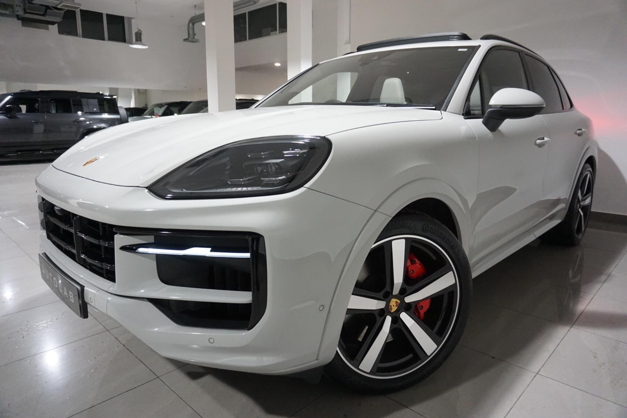 Porsche Cayenne 4.0T V8 S SUV 5dr Petrol TiptronicS 4WD Euro 6 (s/s) (474 ps)